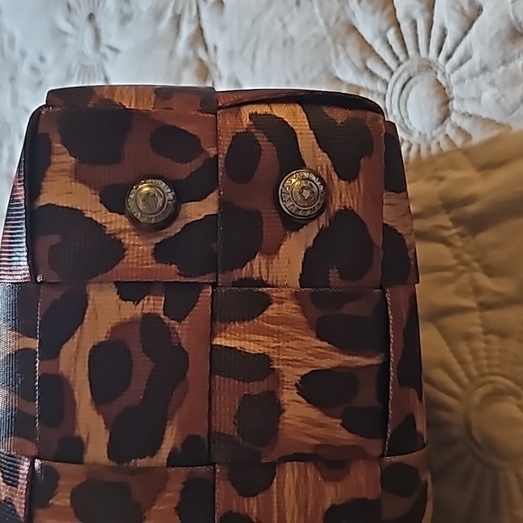 Harvey Large Satchel Leopard - Picture 2 of 4